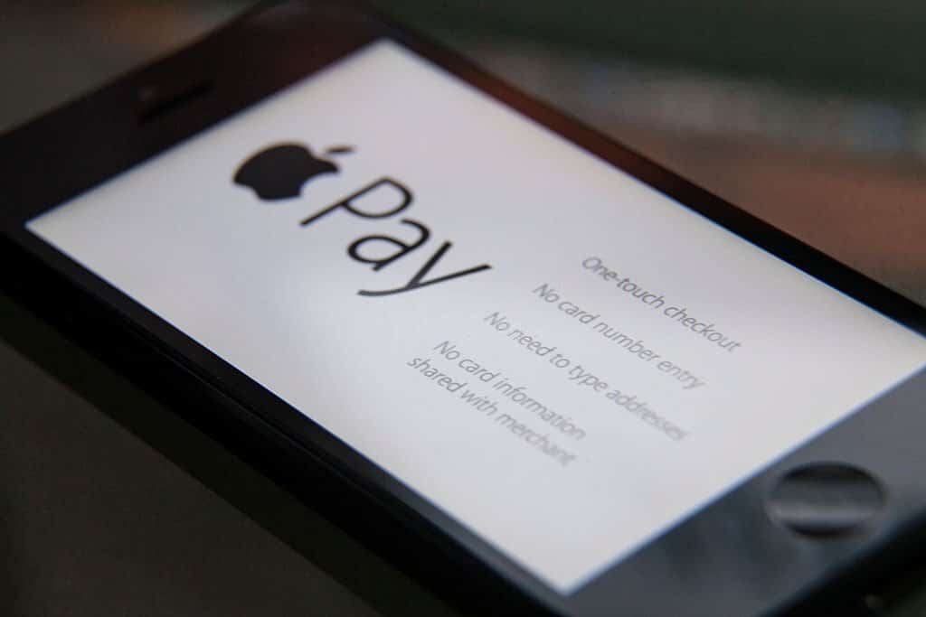 How Do I Pay With My iPhone Wallet at Mobile Casinos